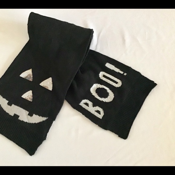 New Halloween Festive Warm Scarf! - Picture 1 of 7